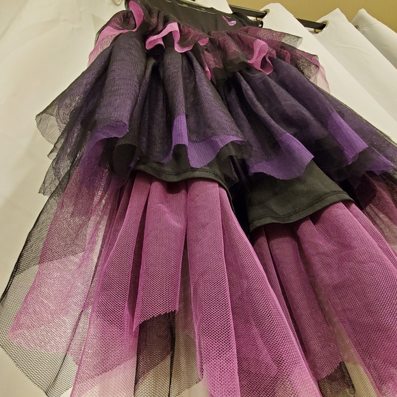 Disney Descendants 2 Halloween Mal Costume Crowning Dress M 7/8 - Picture 3 of 12